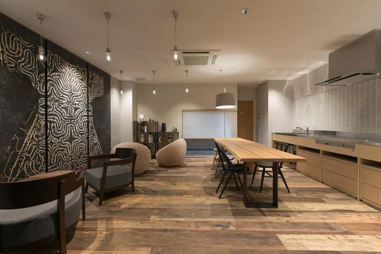 京都粕屋町设计酒店 日本