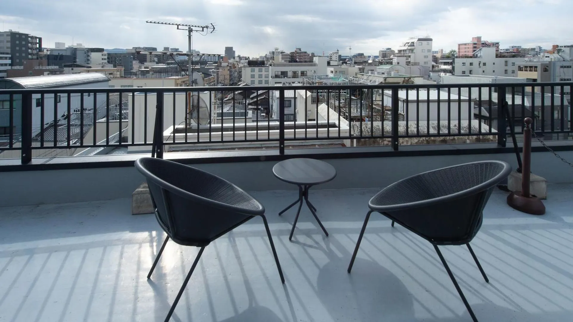 京都粕屋町设计酒店 日本